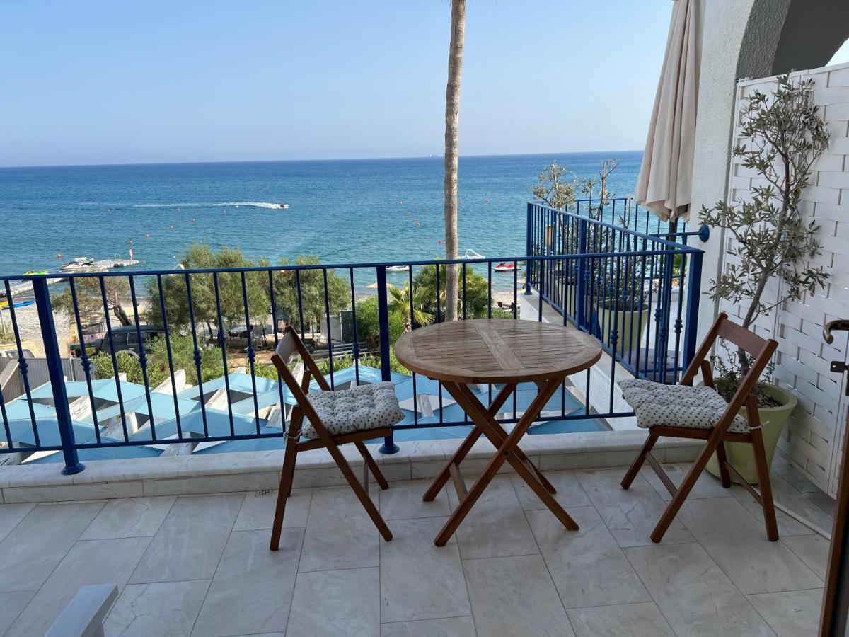 Pissouri Beach Front Apartments Buitenkant foto